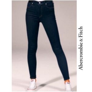 A&F Super Skinny Stretchy Jeans. Dark Blue Wash. (Waist Size 26”).